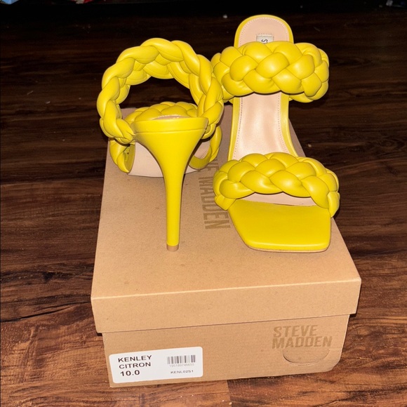 Steve Madden Bright Yellow Braided Heels - Picture 2 of 3